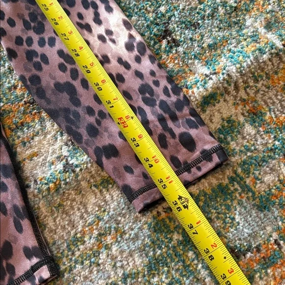 💎RARE💎NWOT Fabletics “Oasis” Bra And Define PowerHold Leggings Set, Size Medium - Picture 14 of 16